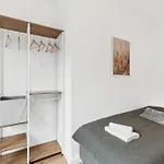 Modern-netflix-messe-veltins Arena-free Parking Apartament Gelsenkirchen