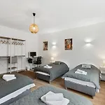 Modern-netflix-messe-veltins Arena-free Parking Apartament