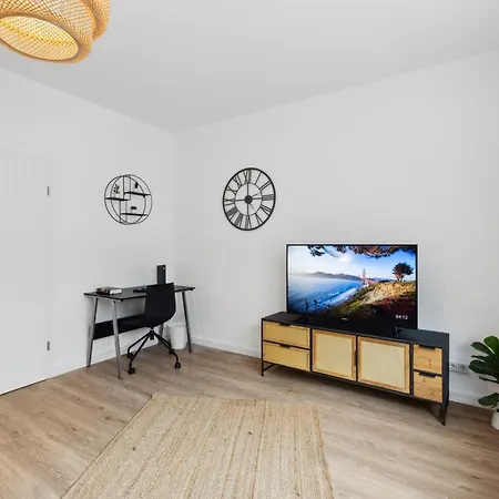 Modern-netflix-messe-veltins Arena-free Parking Gelsenkirchen