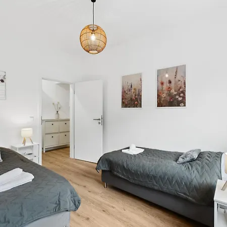 Modern-netflix-messe-veltins Arena-free Parking * Gelsenkirchen