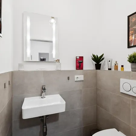 Modern-netflix-messe-veltins Arena-free Parking * Gelsenkirchen