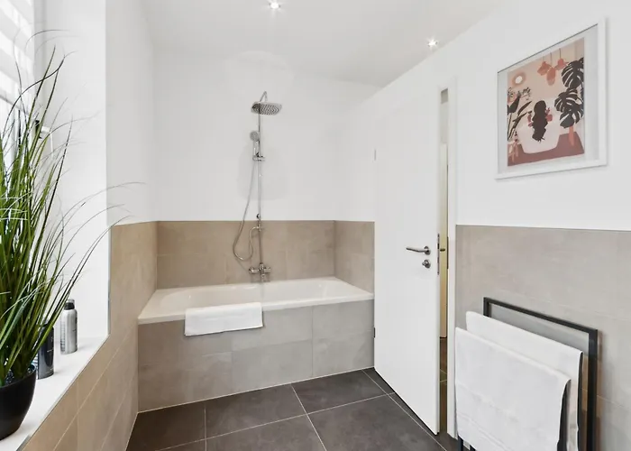 Modern-netflix-messe-veltins Arena-free Parking Apartment *